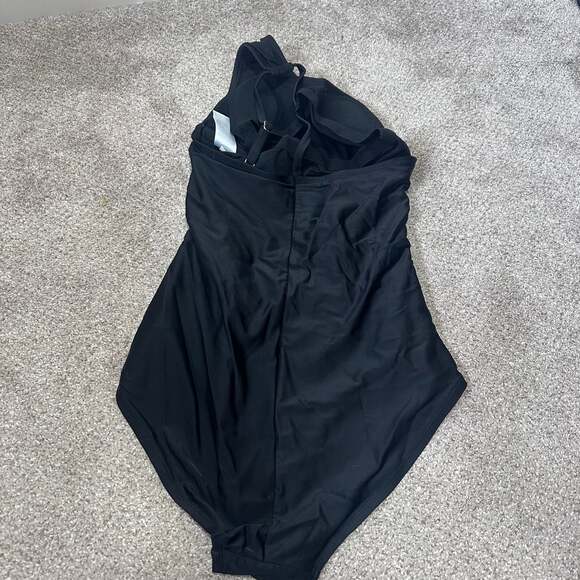 Kona Sol Swim Tummy Control One Piece Black, MD - Picture 5 of 6